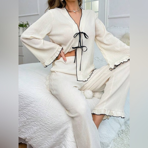 Contrast Binding Knot Front Flounce Sleeve PJ Set - Picture 3 of 5